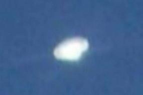 В небе над Севильей видели таинственный НЛО