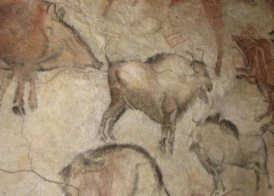 Наскальные рисунки из пещеры Альтамир...
