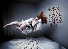 Как осознанные сновидения помогают в лечении психологических травм и изучении сна
