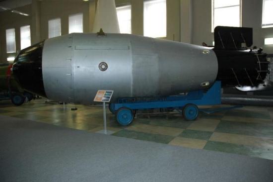 Модель «Царь-бомбы» АН602 в музее яде...
