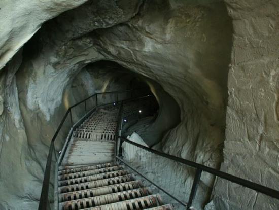 Туннель в Уплисцихе