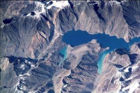Смертельно красивое Сарезское озеро: Так вот где вся вода из Арала