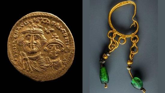 Египетская монета и золотая сережка