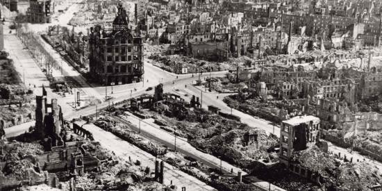 Дрезден 1945