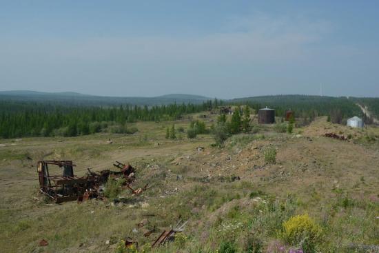 Вид на долину у брошенного населённого пункта Олгуйдах.