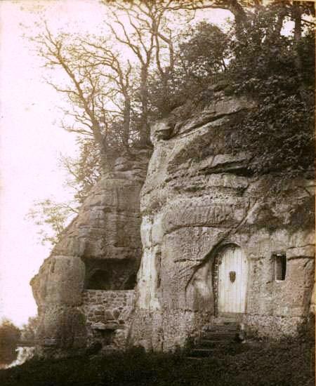 Пещеры в 1895 году.