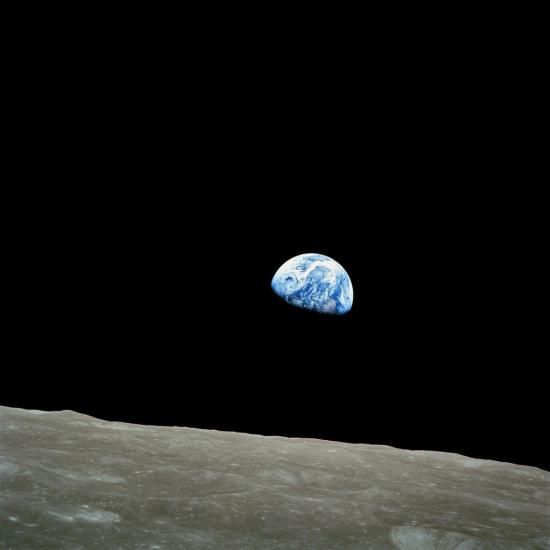 Земля с Луны.