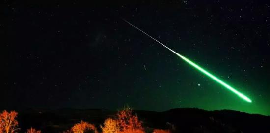Метеор, пронесшийся по ночному небу 22 июля над Новой Зеландией.