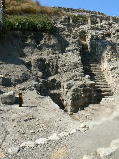 Раскопки у древнего Мегиддо.