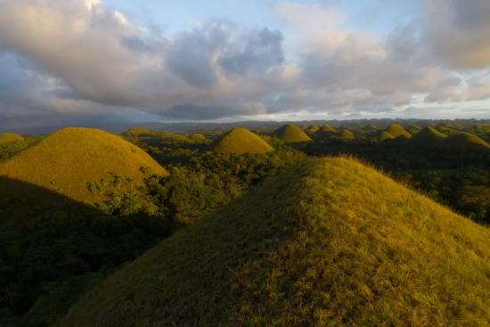 Панорама Шоколадных холмов