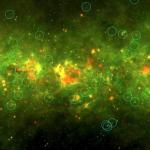 «Желтые шары» выделены на ИК-снимке телескопа Spitzer.