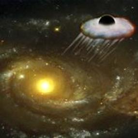 Свежая чёрная дыра вылетела из центра галактики