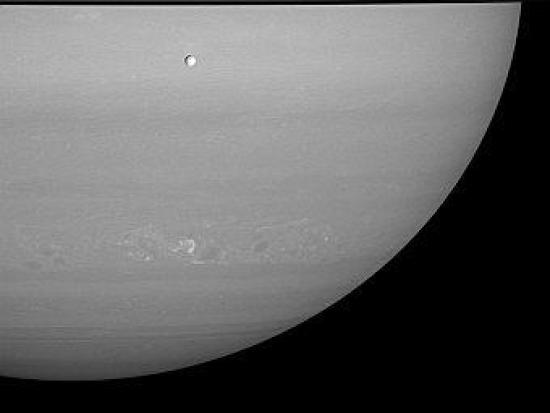 Шторм на Сатурне. Фото NASA/JPL/Space...