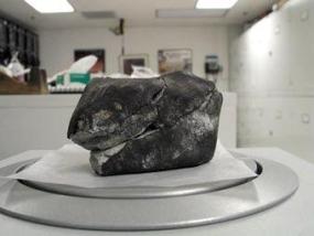 Ученые нашли в метеорите два новых вида углерода