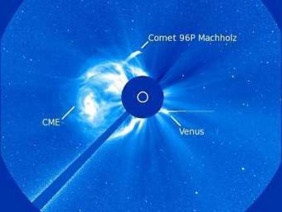 Комета 96P Machholz на снимке, сделан...