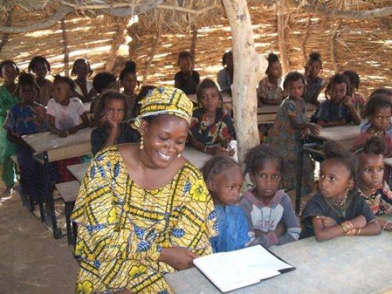 Школа в Нигере. Фото с crs-blog.org
