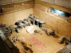 Захоронение возрастом в 2500 лет найдено в Китае