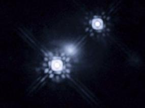 "Хаббл" помог впервые увидеть аккреционный диск квазара