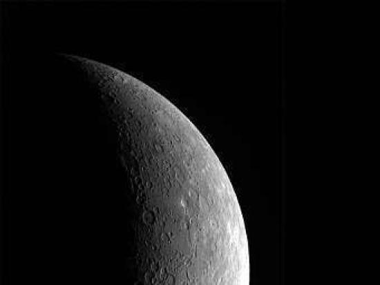 Меркурий. Фото NASA/Johns Hopkins Uni...