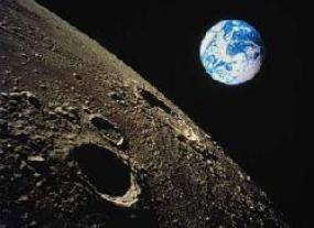 США колонизуют Луну к 2021 году