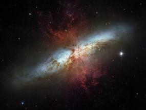 Сверхсветовой НЛО: кто чудит в соседней галактике?