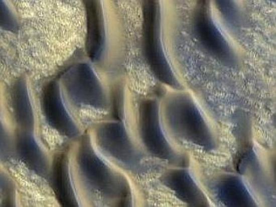 Стеклянные дюны. Фото NASA/University...