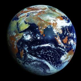 Российский спутник сфотографировал Землю с огромным разрешением