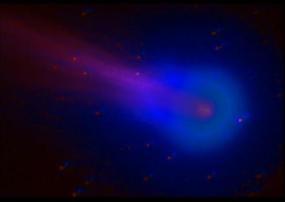 ISON: ядро кометы, кажется, разделилось на части, и у нее также возник гигантский хвост