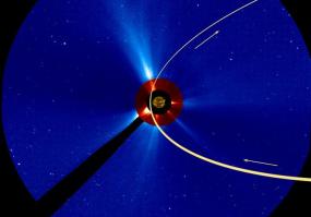Комета ISON испарилась после сближения с Солнцем