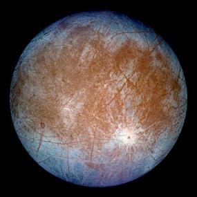 На Европе, спутнике Юпитера, следует искать внеземную жизнь?