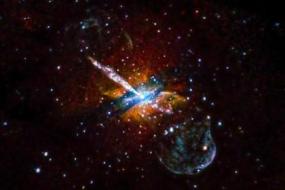 Опубликован новый рентгеновский снимок галактики Центавр А