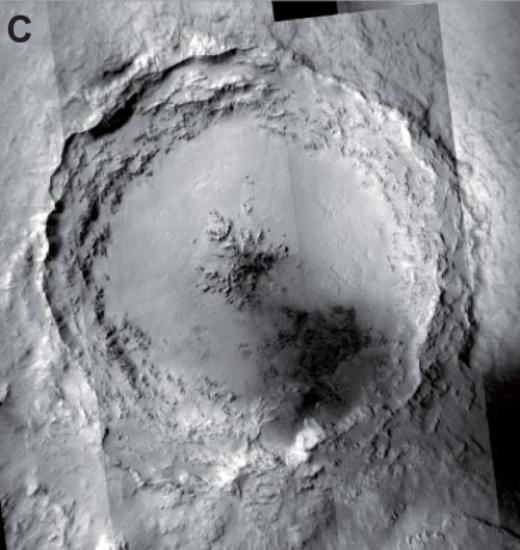 Собственно кратер, вид с орбиты Марса.