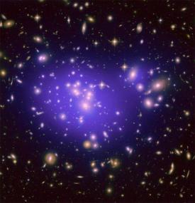 Наблюдения в реальном времени указывают на равномерность расширения Вселенной