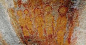 В индийской пещере обнаружили возможные доказательства контакта древних людей с инопланетянами