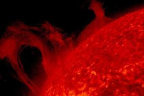 Солнечная обсерватория в честь юбилея показала фотографию гигантских нитей