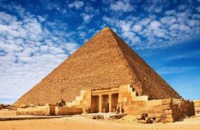 Под египетскими пирамидами нашли машину времени