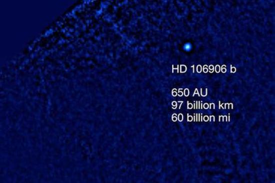 Экзопланета HD 106906 b. Изображение:...