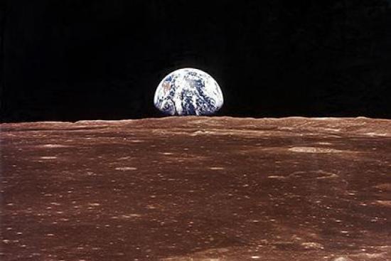 Лунный горизонт. Фото: NASA