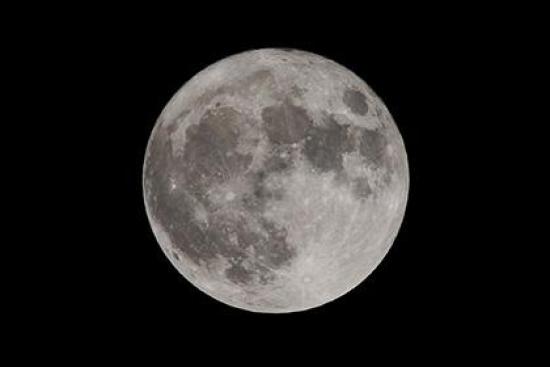 Луна. Фото: Kalousek Rostislav / Glob...