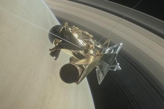 Станция Cassini (в представлении худо...