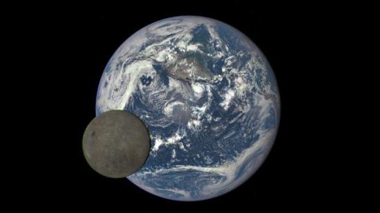 Обратная сторона луны. © NASA