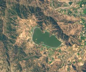 Отчего исчезло чилийское озеро?