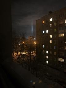Жители Барнаула вечером видели светящиеся столбы