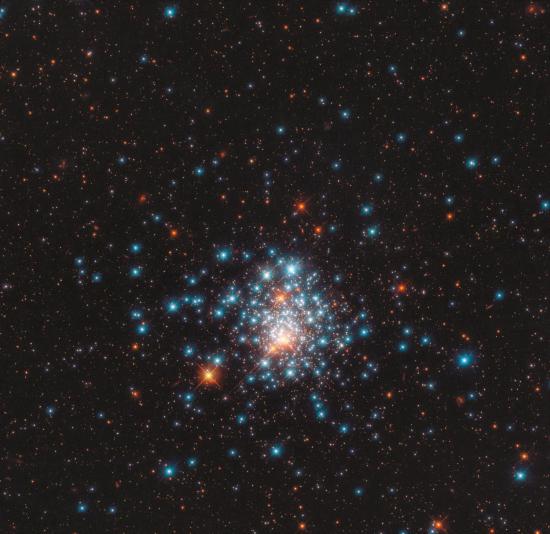 Снимок шарового звездного скопления NGC 1805, сделанный космическим телескопом «Хаббл».