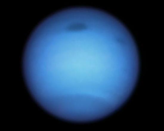 Нептун на снимке телескопа «Хаббл» в январе 2020 года.