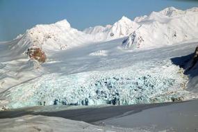 В Гренландии выявлено масштабное таяние льда