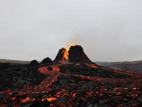 Признаки грядущих извержений вулканов выявили геологи