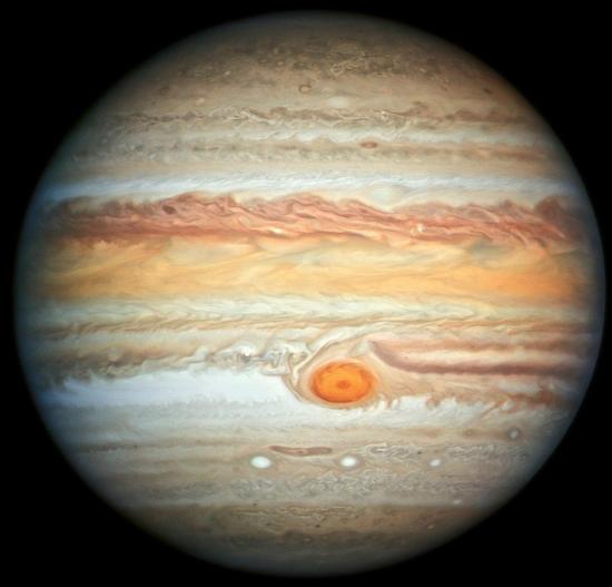 Фотография Юпитера, сделанная 27 июня 2019 года с телескопа «Хаббл».