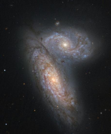 NGC 4567 и NGC 4568.