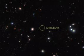 Гавайские телескопы обнаружили далекие галактики на месте загадочных гамма-вспышек